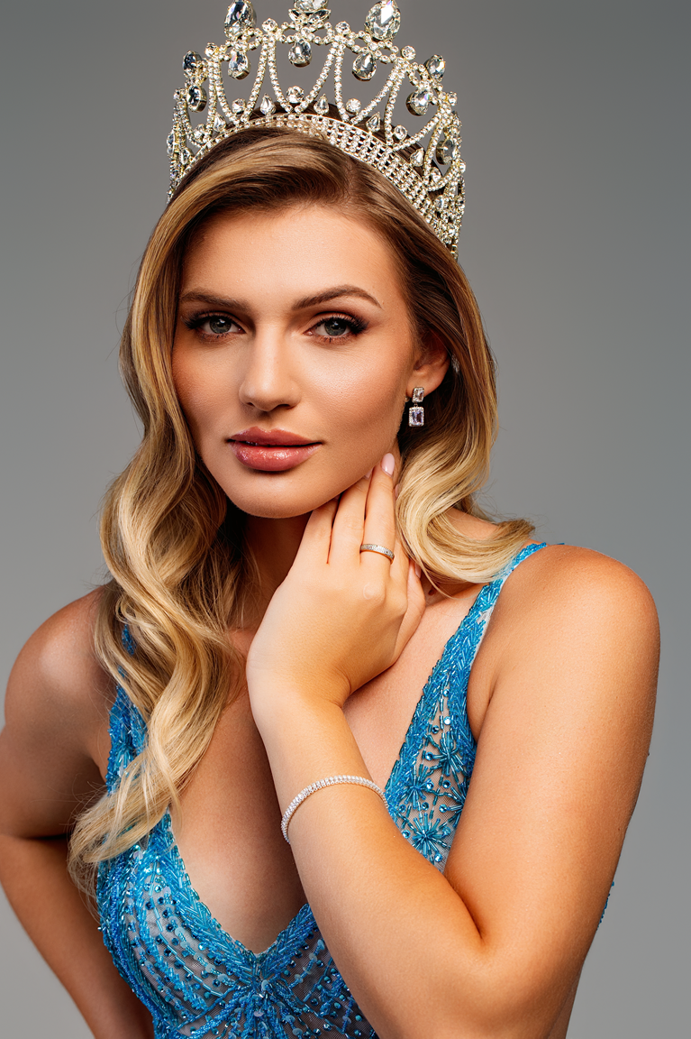 Ana Carolina Henrich Lucatelli